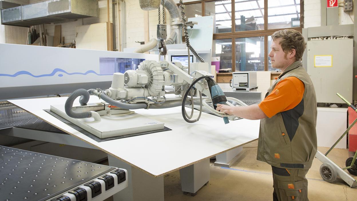 #Branche1# Handarbeit #Branche1# Arbeiten